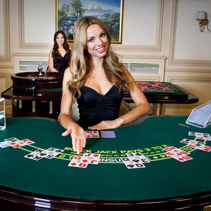 Giao diện Casino trực tuyến h3bet với slot online và game bài đa dạng